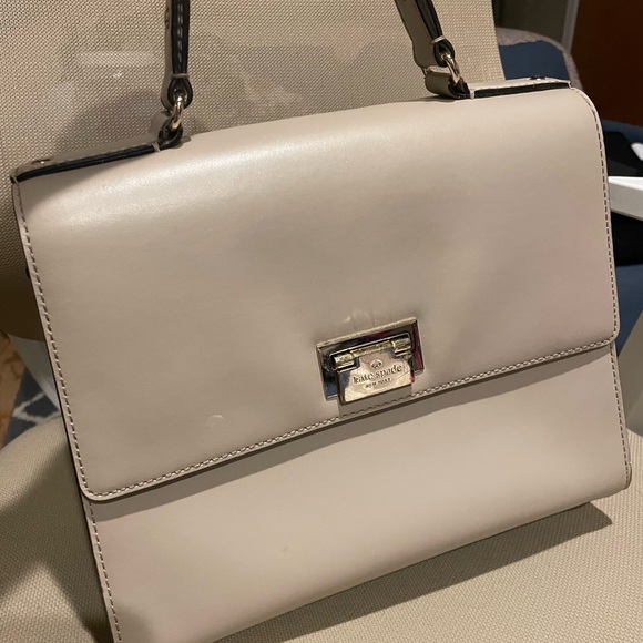 Kate Spade Cream Leather Crossbody Satchel Bag with Gold Hardware - Picture 12 of 12